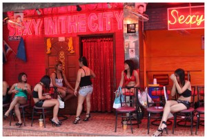 prostituées dans un gogo bar